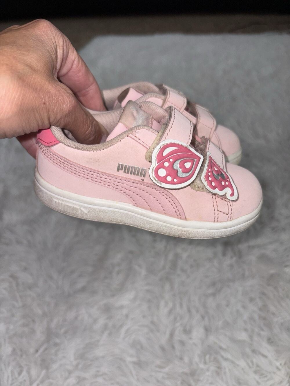 Puma Toddler Girl Sz. 6 Dual Strap Pink Butterfly Sneaker. Classic Style. Cute